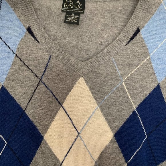 Jos A Bank (S) Argyle sweater - Picture 2 of 3